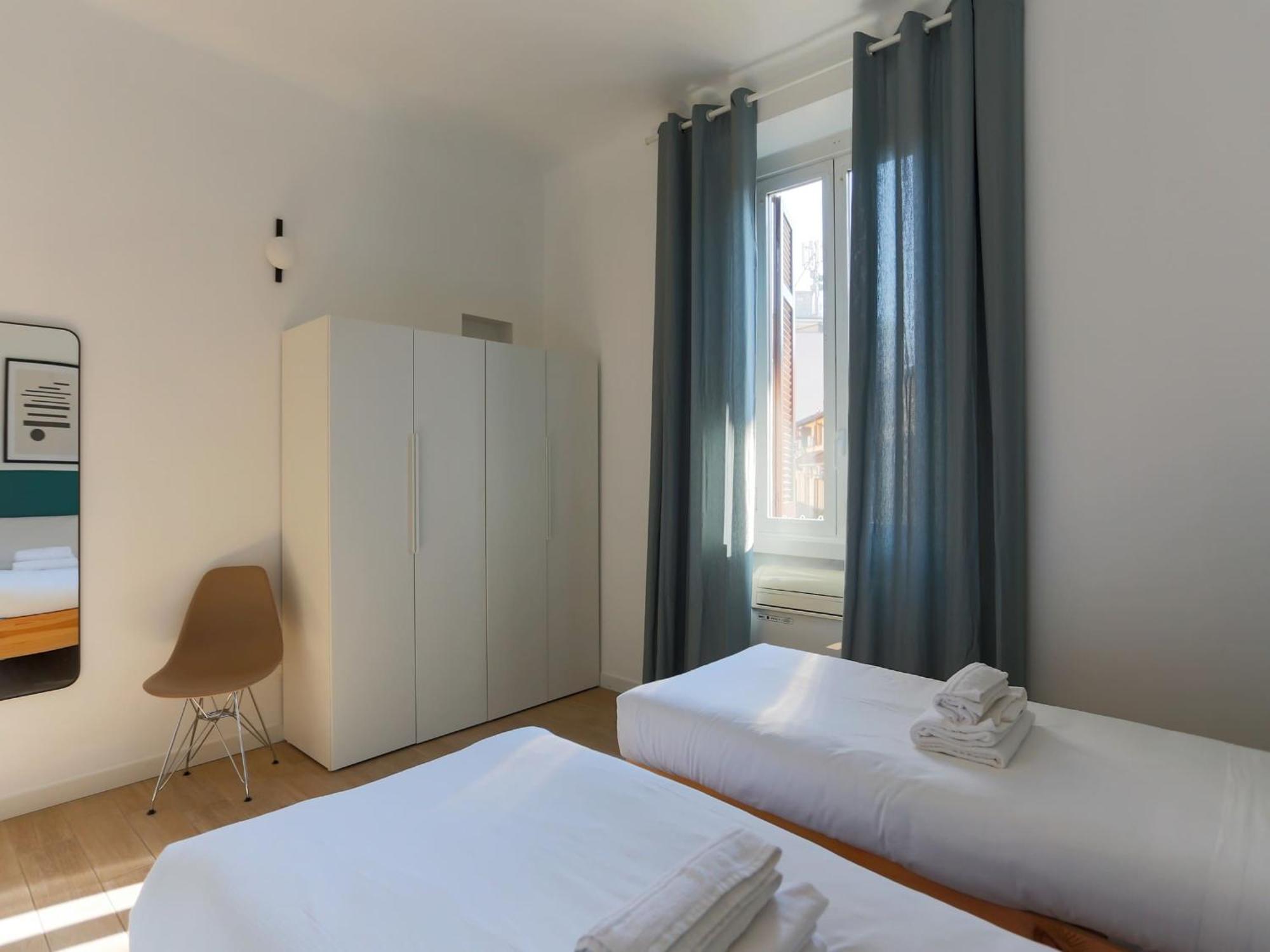 The Best Rent - Spacious Two Bedrooms Apartment Near Porta Romana Milão Exterior foto